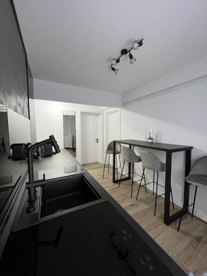 Ferienwohnung Onix Hunedoara Exterior foto