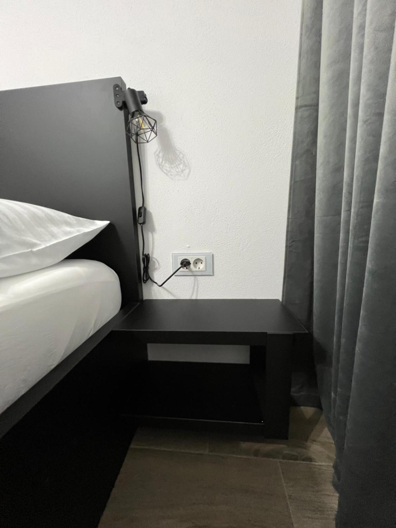 Ferienwohnung Onix Hunedoara Exterior foto
